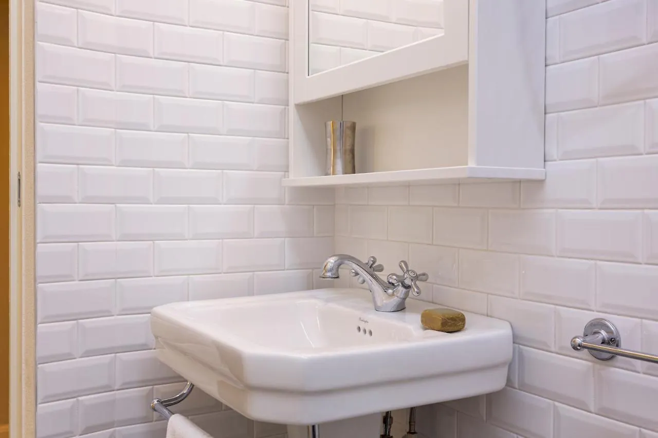 Modern & Stylish Loft - 2 Min From Central Station Milan Appartement