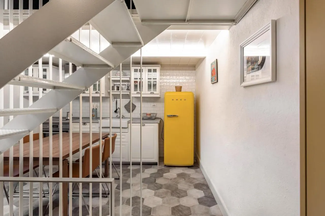 Modern & Stylish Loft - 2 Min From Central Station Milan Appartement